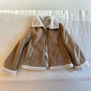 Uniqlo Pile Lined Faux Shearling Jacket in Beige